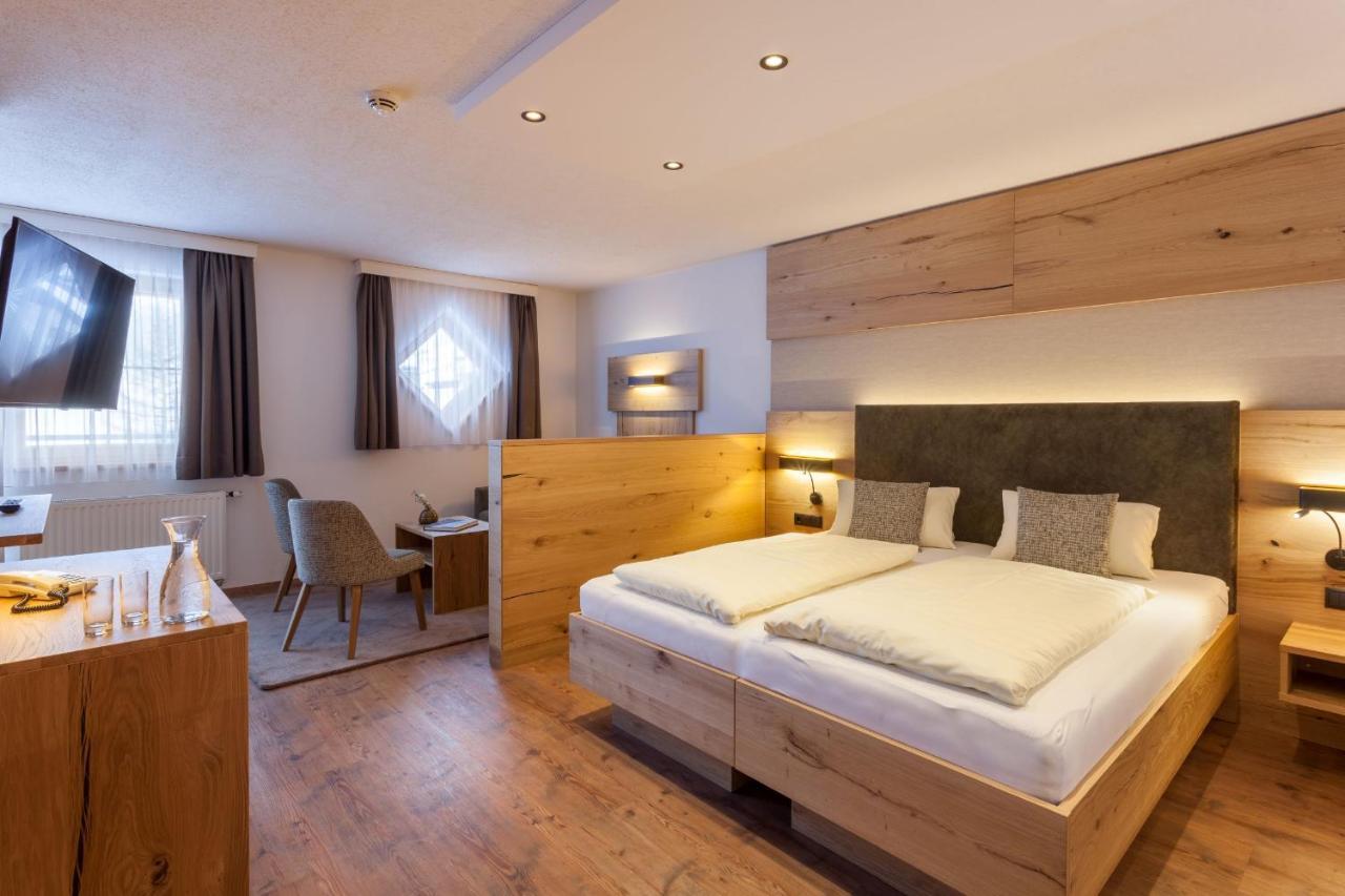 גלטור Hotel Luggi מראה חיצוני תמונה