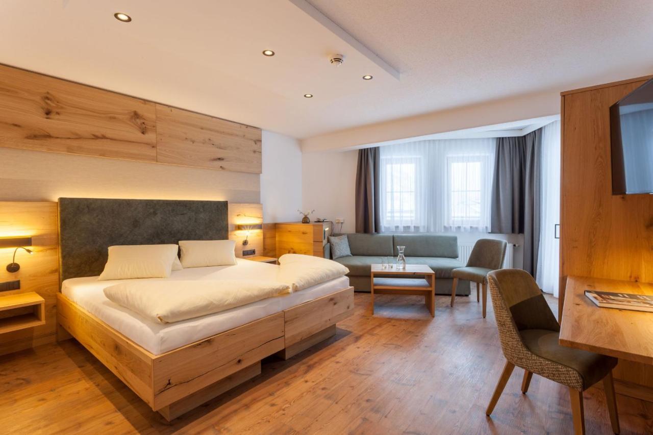 גלטור Hotel Luggi מראה חיצוני תמונה