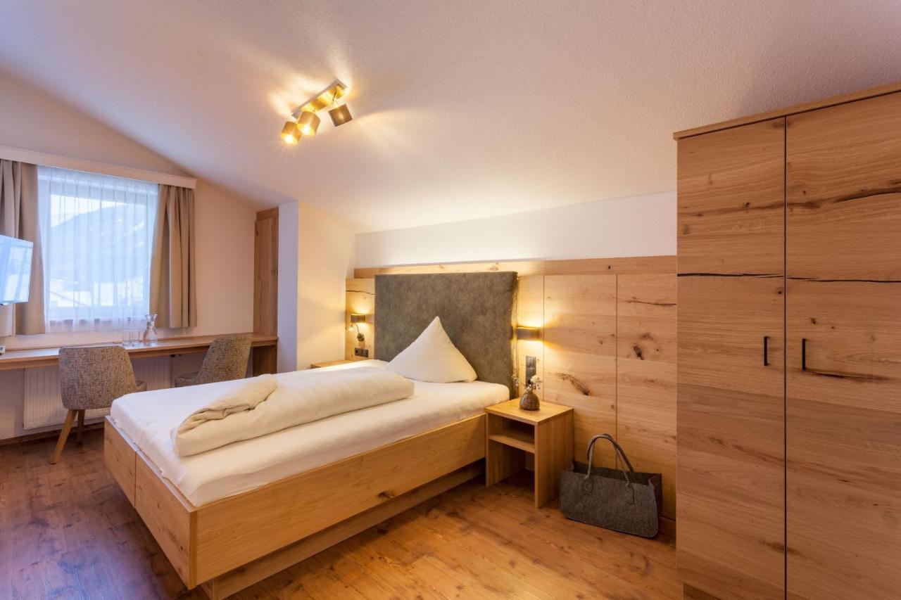 גלטור Hotel Luggi מראה חיצוני תמונה
