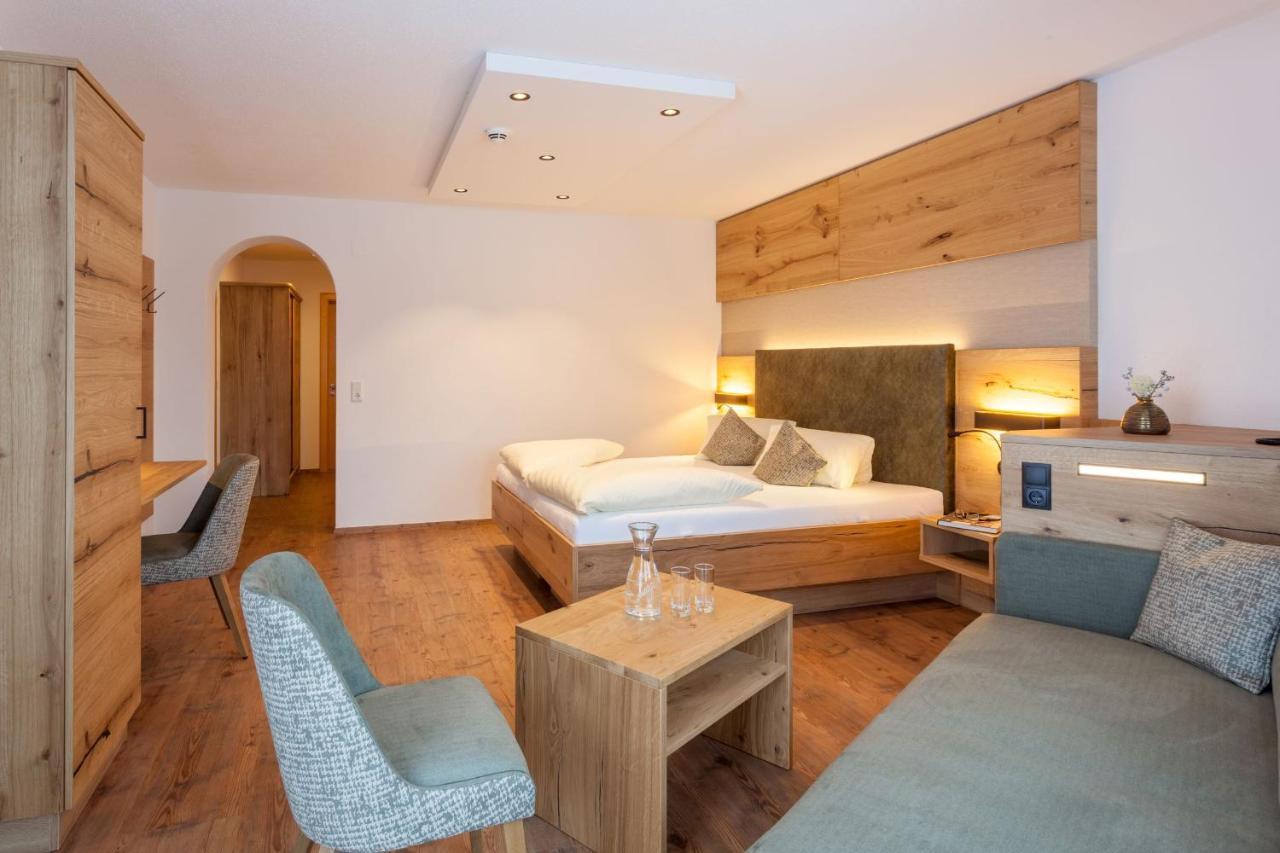 גלטור Hotel Luggi מראה חיצוני תמונה
