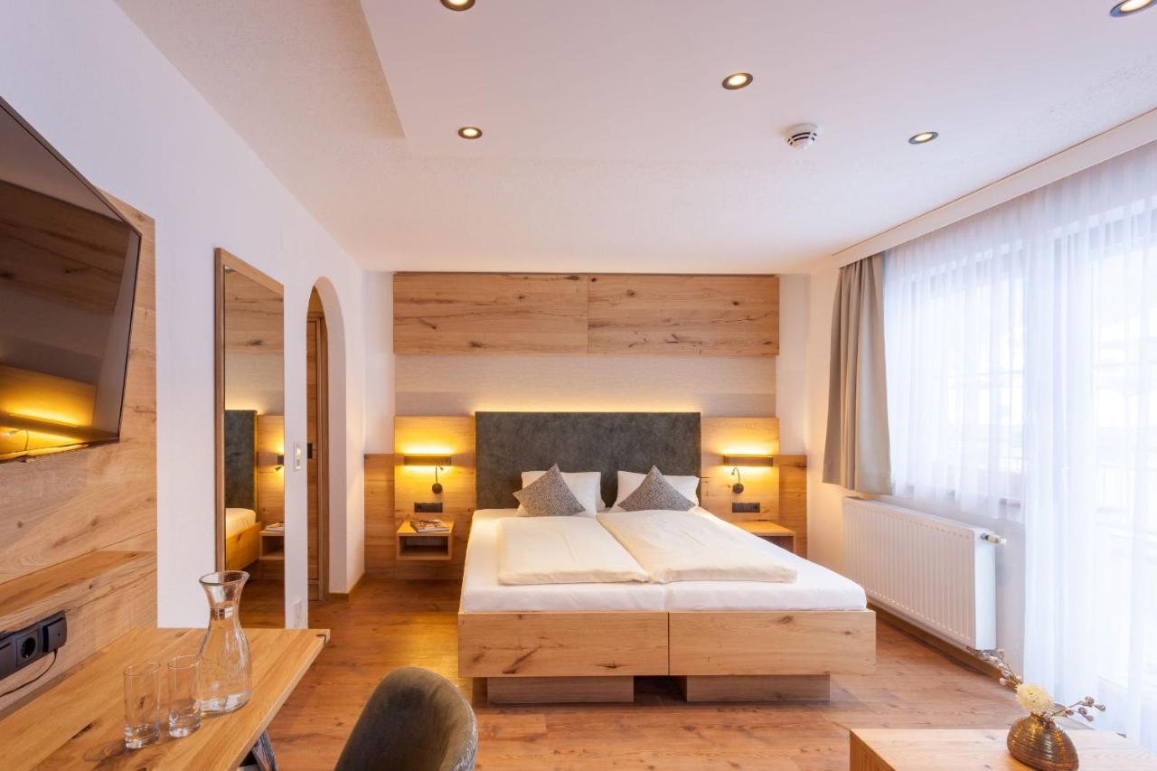 גלטור Hotel Luggi מראה חיצוני תמונה