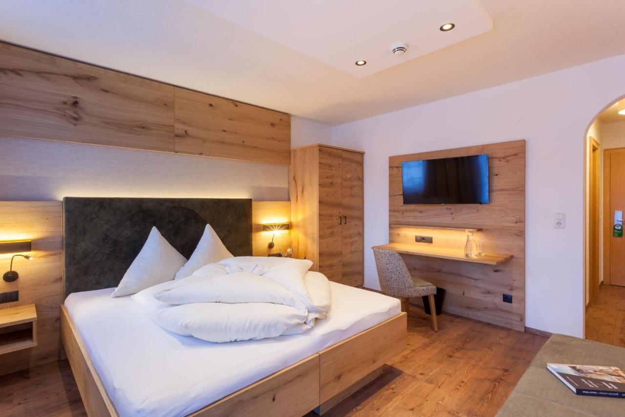גלטור Hotel Luggi מראה חיצוני תמונה